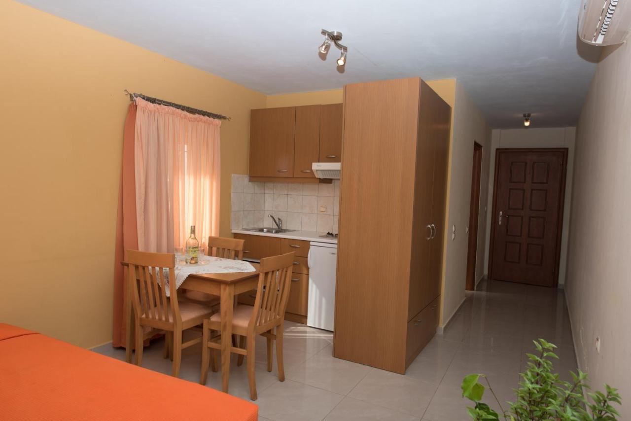 Ionio Star Hotel Koutsouras Exterior photo