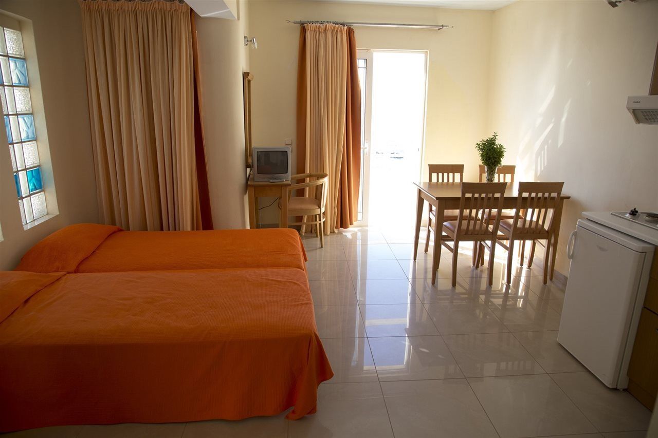 Ionio Star Hotel Koutsouras Exterior photo